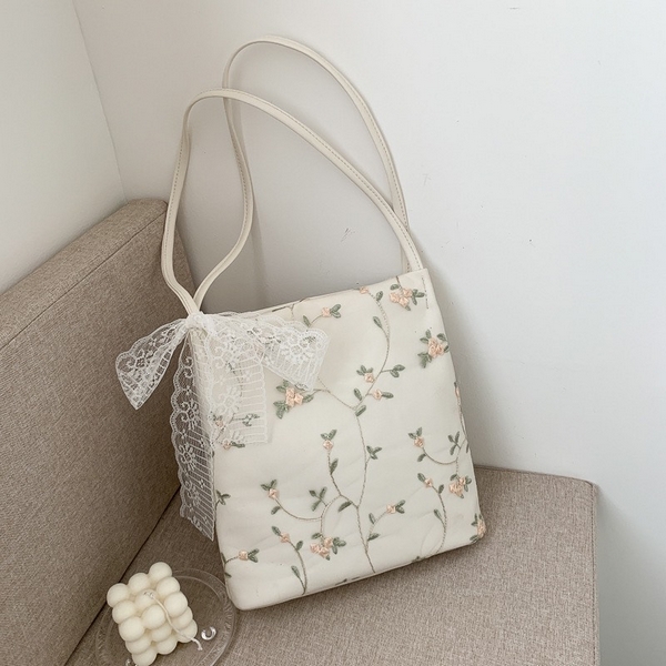 CPC9086-Rip White