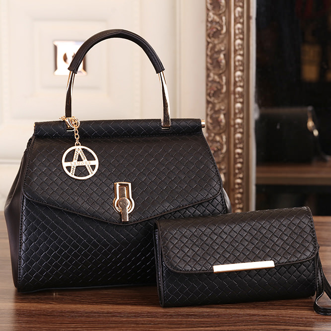 PC2498Black