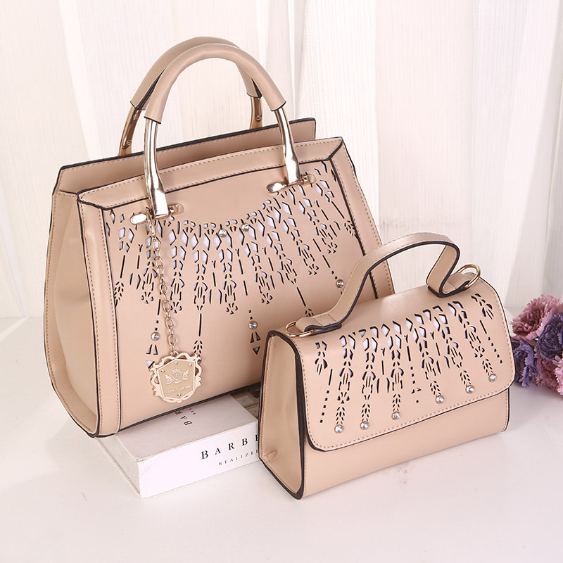 CPC2652-Rip Apricot